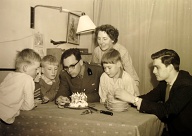 DirrkJan, Margreet, Wim (militair) Niels en Frits